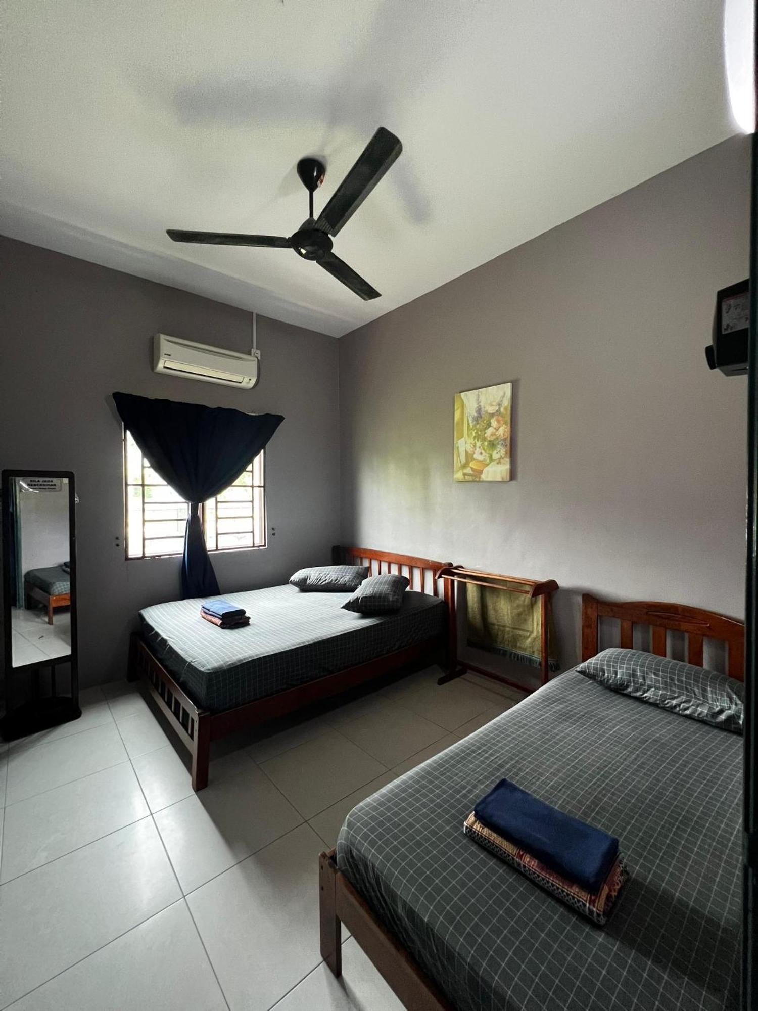 Taiping Homestay Husna Afina المظهر الخارجي الصورة